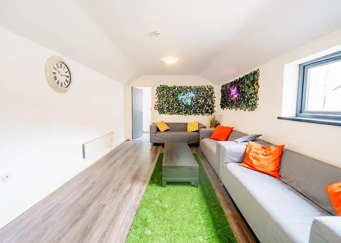Chic & Trendy Studio